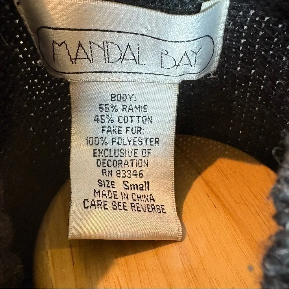 Mandal Bay cozy gray